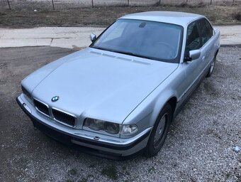 Náhradní díly BMW E38 LCI facelift 745i M62 - 4