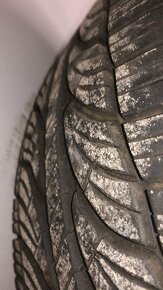 Jaguar E-Type drátěná kola 15" - 4