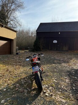 KTM 125 Duke - 4