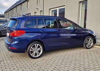 BMW Řada 2, 216i SportLine,7míst,ČR,1.Maj - 4