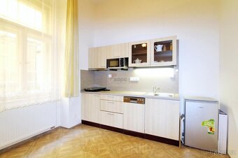 Pronájem dvou kanceláří o výměře 44 m2 včetně příslušenství, - 4