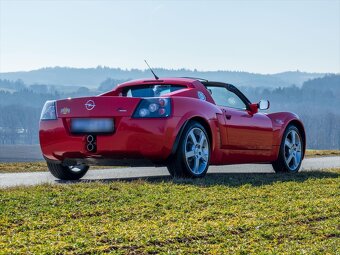 Opel Speedster 2,2 16V (2002) - 4