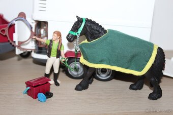 Přepravník na koně Schleich - 4