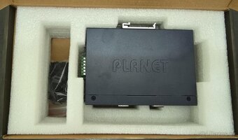 Průmyslový switch Planet IFGS-1822TF - 4