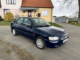 Ford Escort CL 1.4 Benzín 1995 147 000 Km - 4