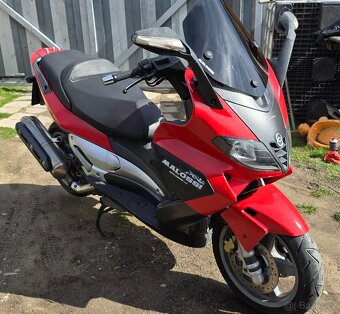 GIRELA NEXUS 500 - 4