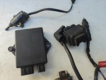 Kawasaki ER-5 - elektro CDI indukční regulator - sada zámků - 4