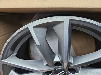 5x112 19 8,5J ET32 Nove alu orig. Audi Sport 8W0 601 025 DC - 4