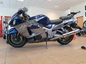 Suzuki Hayabusa GSX 1300R - 4