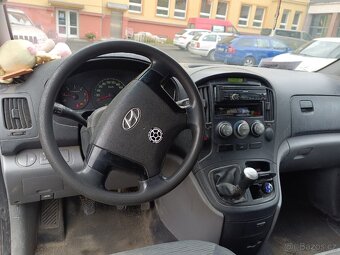 Hyundai H1 - 4