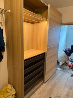 Čtyři vestavné skříně Ikea - 4