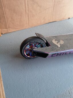 Koloběžka freestyle Chilli Rocky Neochrome - 4