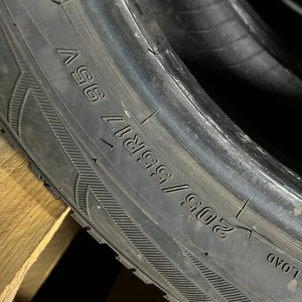 Zimní pneu 205/55 R17 95V Falken 7mm - 4