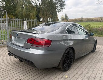 BMW E92 325i - 4