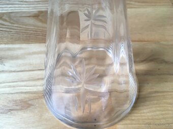 Skleněná karafa - 4