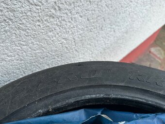 Prodám závodní pneu slicky Pirelli 235/40 r18 - 4
