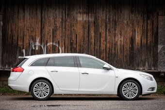Opel Insignia ST 96kW - 4