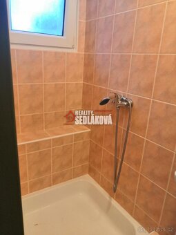 Pronájem garsoniéry v centru Děčína I - 4