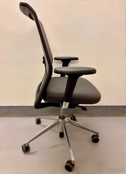 Kancelářská židle Vitra ID Mesh - 4