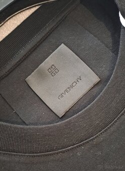 GIVENCHY TRIKO 5 - 4