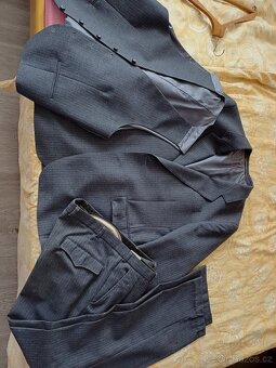 Prodam oblek (sako, vesta, kalhoty) - 4