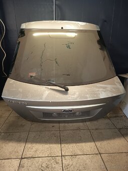 Ford Mondeo pátý dveře - 4