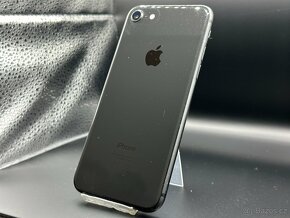 iPhone 8 - 100% Baterie - 4