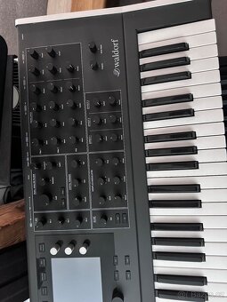 Waldorf Quantum - 4