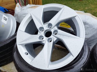 Nová Alu kola Original Audi A3 8Y r17 8Y0601025A - 4