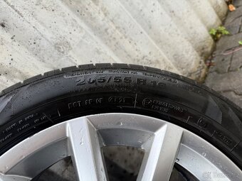 Originální alu kola VW; R16 - 4
