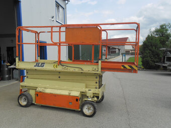 Nůžková pracovní plošina JLG 2646E - 4
