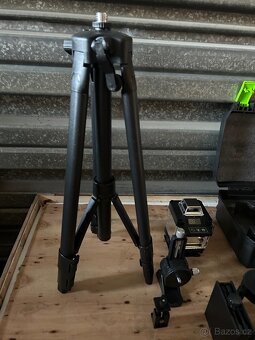 Samonivelační křížový laser 4 x 360° - 4