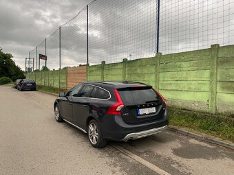 Volvo V60 D4 - 4