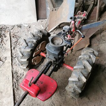 Malotraktor Terra vari s příslušenstvím - 4