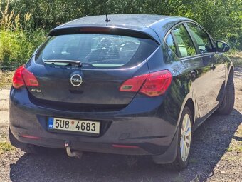 Opel Astra J, 1.6, 85kW, 2010, auto. klima - 4