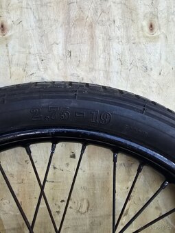 Zadní kolo ČZ 150 C - 4