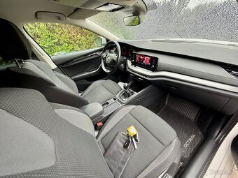 ŠKODA OCTAVIA IV combi 2,0TDi Koup.ČR,1.majitel,12/2021,DPH - 4