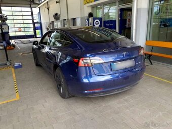 Tesla Model 3 Long Range Dual Motor 2022, AMD Ryzen čip, DPH - 4