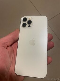 IPhone 12pro bílá barva - 4