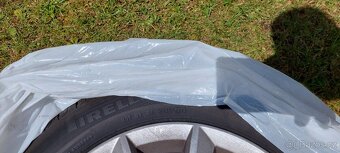 Skoda octavia 3 alu kola Minoris R16 letní Pirelli P7 - 4