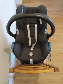 Autosedačka vajíčko maxi cosi + izofix familyfix - 4