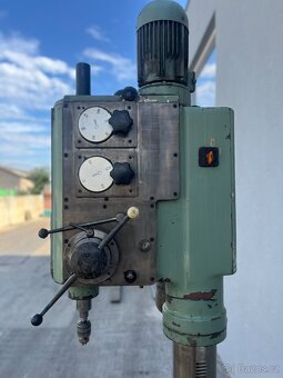 Sloupová vrtačka BK 32 - 4