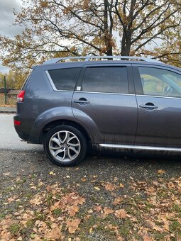 Citroen C-crosser 2,2HDI, Exclusive, 7. míst - 4