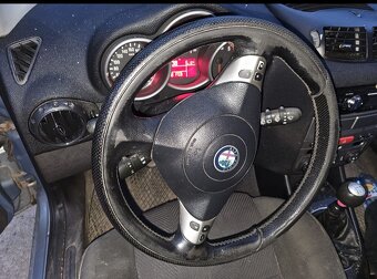 Alfa romeo 147 1.9 jtd - 4