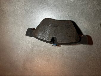 Predni brzdy Bosch bmw e90 320d - 4