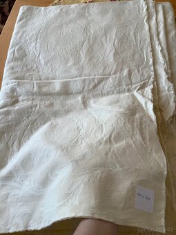 Metráž, látky + přezky na batoh - 4