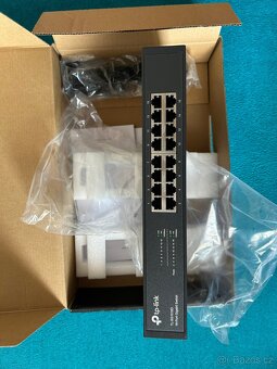 TP-Link Switch TL-SG1016D - 4