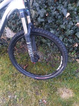Horské kolo SPECIALIZED 26". - 4
