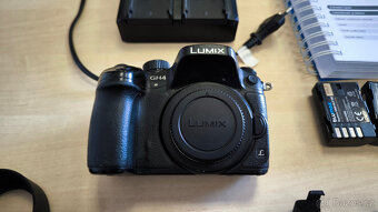 Prodám Panasonic LUMIX GH4 včetně velkého příslušenství - 4
