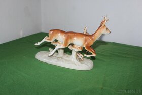 Běžící srnec se srnkou - Royal Dux Bohemia - 4